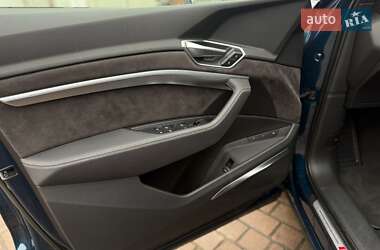 Внедорожник / Кроссовер Audi e-tron Sportback 2019 в 