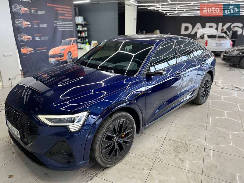 Audi e-tron Sportback 2021