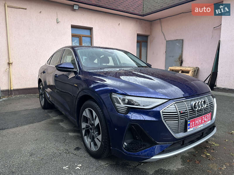 Внедорожник / Кроссовер Audi e-tron Sportback 2023 в 