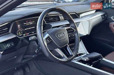 Внедорожник / Кроссовер Audi e-tron Sportback 2021 в 