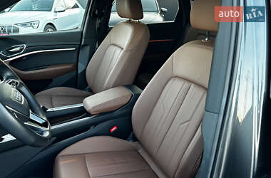 Внедорожник / Кроссовер Audi e-tron Sportback 2021 в 