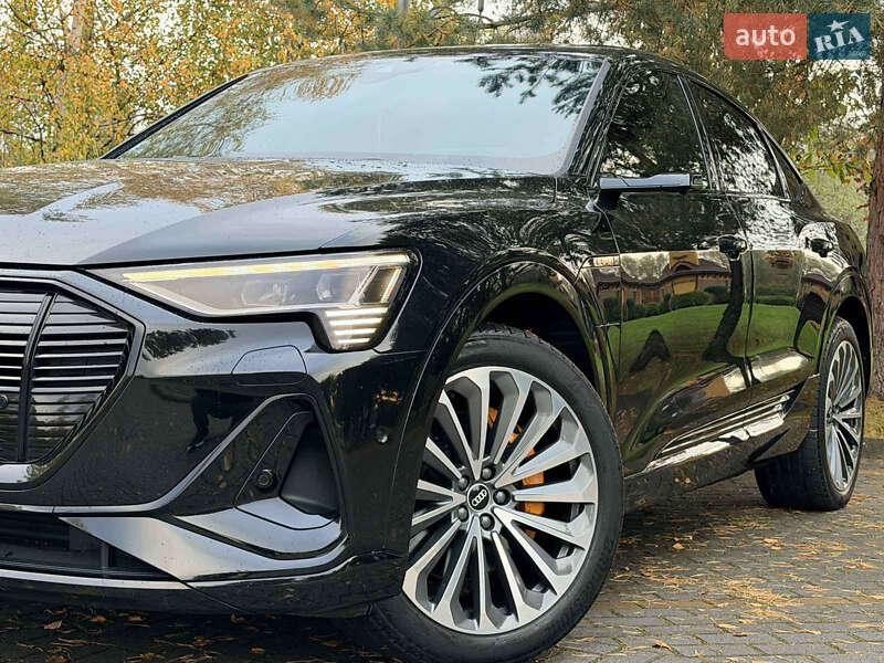Внедорожник / Кроссовер Audi e-tron Sportback 2020 в Дрогобыче