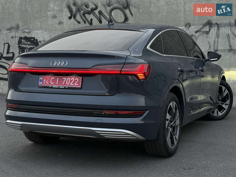 Позашляховик / Кросовер Audi e-tron Sportback 2021 в Львові фото 22 Позашляховик / Кросовер Audi e-tron Sportback 2021 в Львові