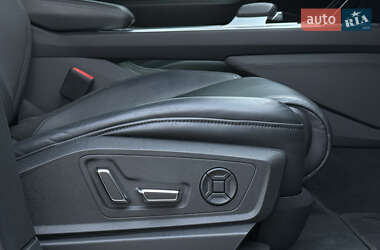 Позашляховик / Кросовер Audi e-tron Sportback 2021 в  фото 42 Позашляховик / Кросовер Audi e-tron Sportback 2021 в