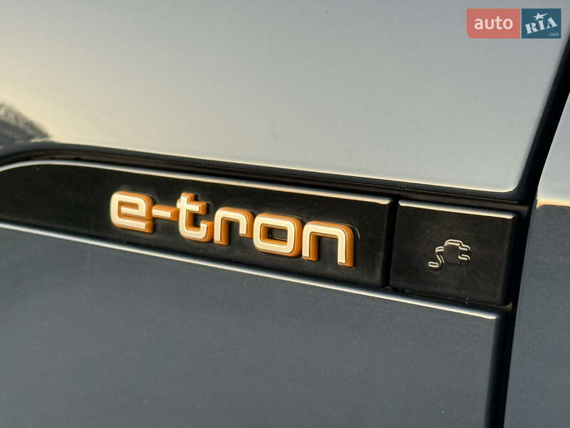 Позашляховик / Кросовер Audi e-tron Sportback 2021 в Львові фото 19 Позашляховик / Кросовер Audi e-tron Sportback 2021 в Львові