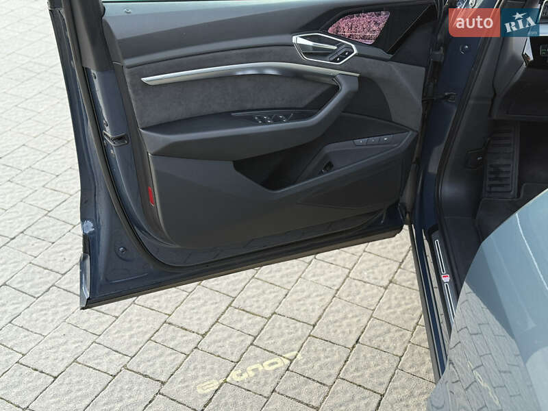 Позашляховик / Кросовер Audi e-tron Sportback 2021 в Львові фото 23 Позашляховик / Кросовер Audi e-tron Sportback 2021 в Львові