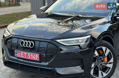 Позашляховик / Кросовер Audi e-tron Sportback 2020 в  фото 6 Позашляховик / Кросовер Audi e-tron Sportback 2020 в
