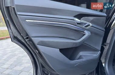 Позашляховик / Кросовер Audi e-tron Sportback 2020 в  фото 41 Позашляховик / Кросовер Audi e-tron Sportback 2020 в