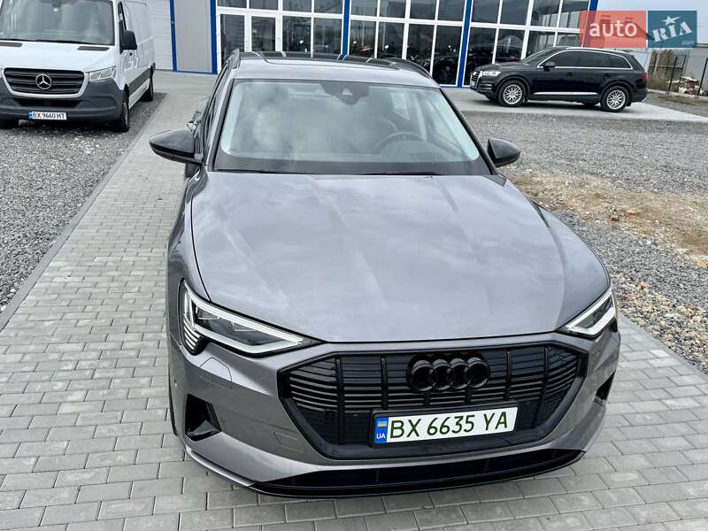 Позашляховик / Кросовер Audi e-tron Sportback 2022 в Хмельницькому
