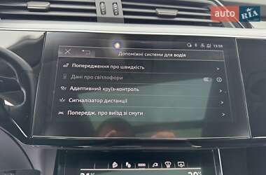 Внедорожник / Кроссовер Audi e-tron Sportback 2022 в 