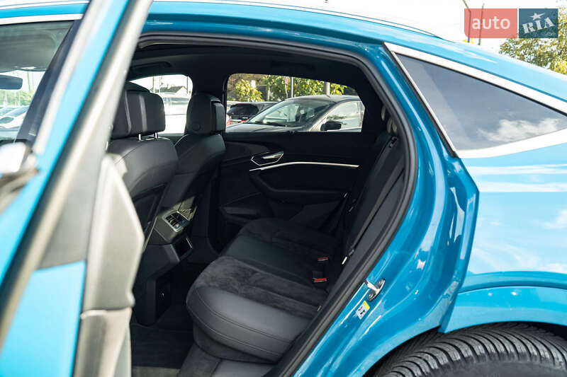Позашляховик / Кросовер Audi e-tron Sportback 2020 в Чернівцях фото 51 Позашляховик / Кросовер Audi e-tron Sportback 2020 в Чернівцях