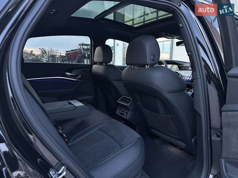 Позашляховик / Кросовер Audi e-tron Sportback 2020 в Тернополі фото 55 Позашляховик / Кросовер Audi e-tron Sportback 2020 в Тернополі