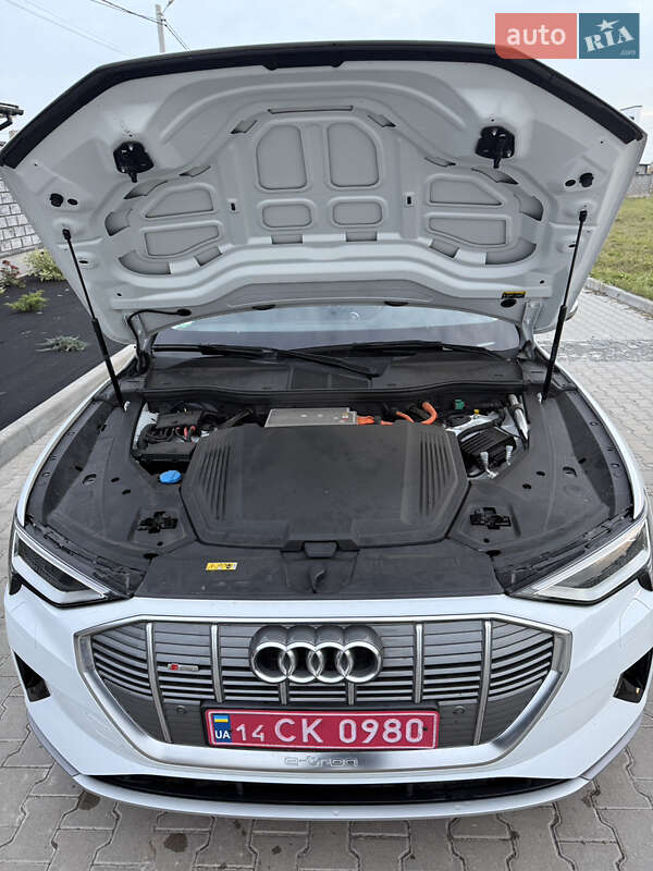 Внедорожник / Кроссовер Audi e-tron Sportback 2023 в Ровно фото 29 Внедорожник / Кроссовер Audi e-tron Sportback 2023 в Ровно