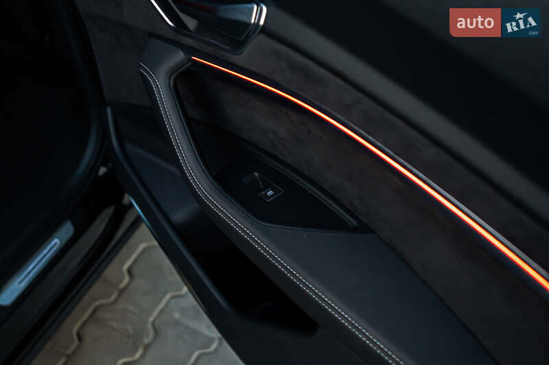 Внедорожник / Кроссовер Audi e-tron Sportback 2020 в Луцке фото 75 Внедорожник / Кроссовер Audi e-tron Sportback 2020 в Луцке