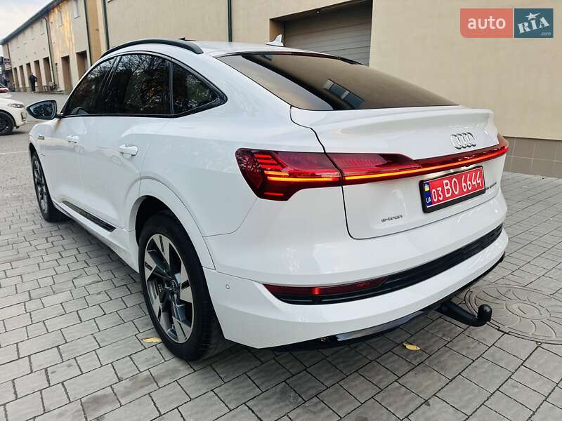 Позашляховик / Кросовер Audi e-tron Sportback 2022 в Тернополі