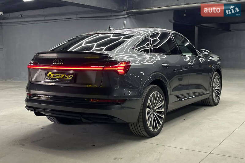 Позашляховик / Кросовер Audi e-tron Sportback 2020 в Чернівцях фото 6 Позашляховик / Кросовер Audi e-tron Sportback 2020 в Чернівцях