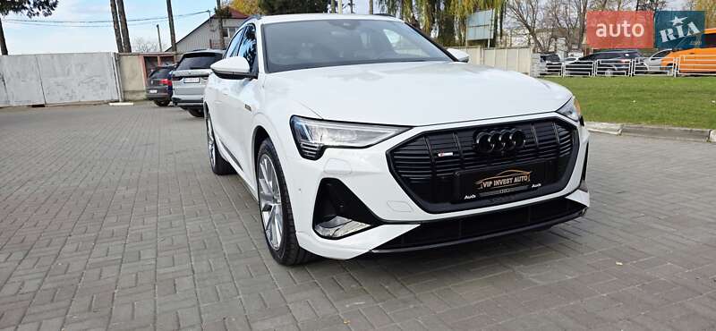 Позашляховик / Кросовер Audi e-tron Sportback 2023 в Тернополі