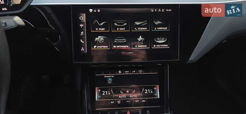 Позашляховик / Кросовер Audi e-tron Sportback 2023 в Тернополі