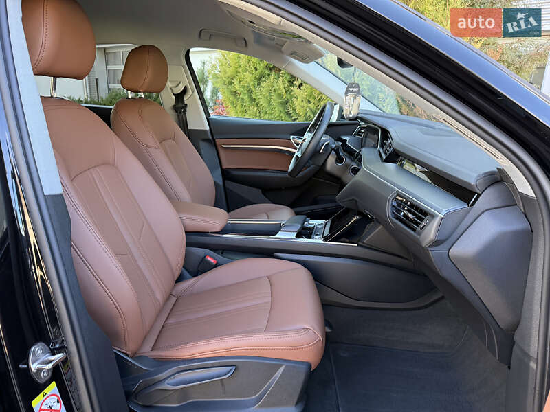 Внедорожник / Кроссовер Audi e-tron Sportback 2022 в Ровно фото 35 Внедорожник / Кроссовер Audi e-tron Sportback 2022 в Ровно