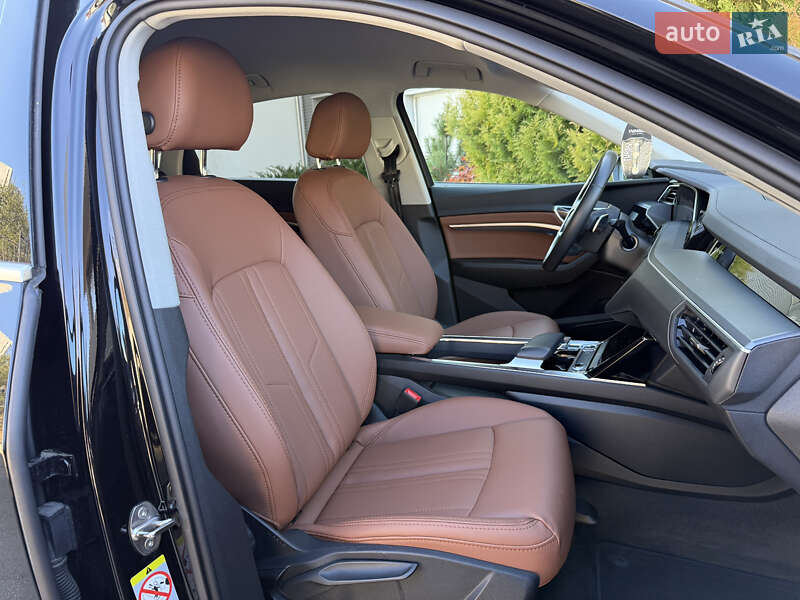 Внедорожник / Кроссовер Audi e-tron Sportback 2022 в Ровно фото 44 Внедорожник / Кроссовер Audi e-tron Sportback 2022 в Ровно