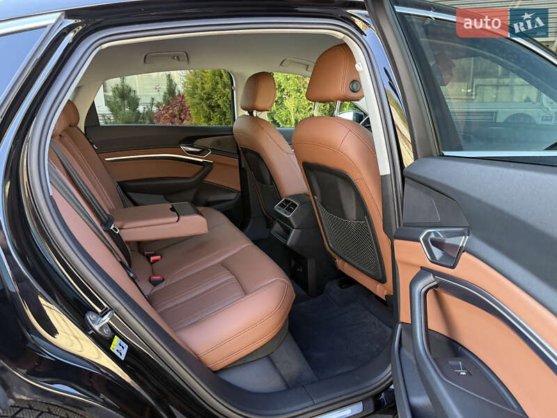 Внедорожник / Кроссовер Audi e-tron Sportback 2022 в Ровно фото 49 Внедорожник / Кроссовер Audi e-tron Sportback 2022 в Ровно