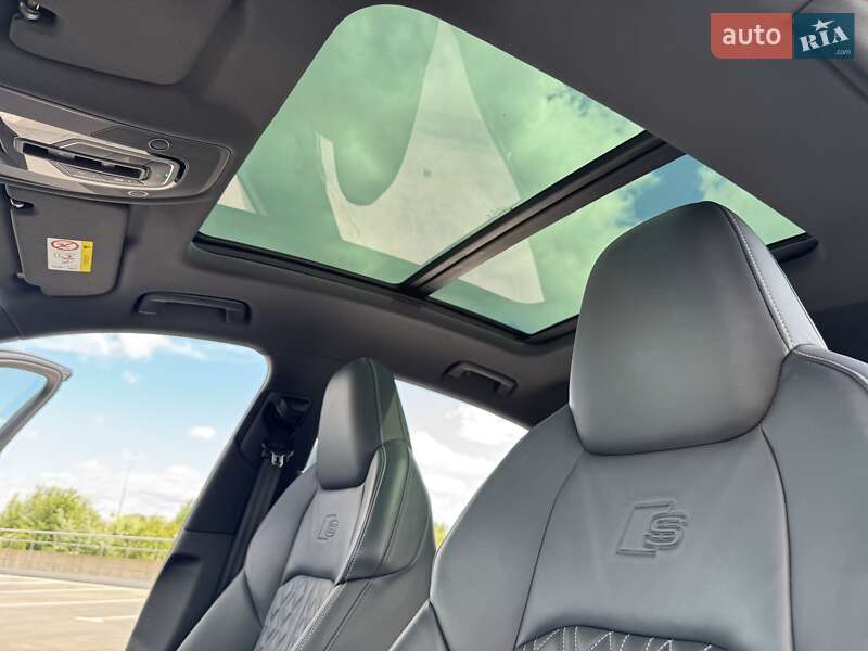 Позашляховик / Кросовер Audi e-tron Sportback 2021 в Києві