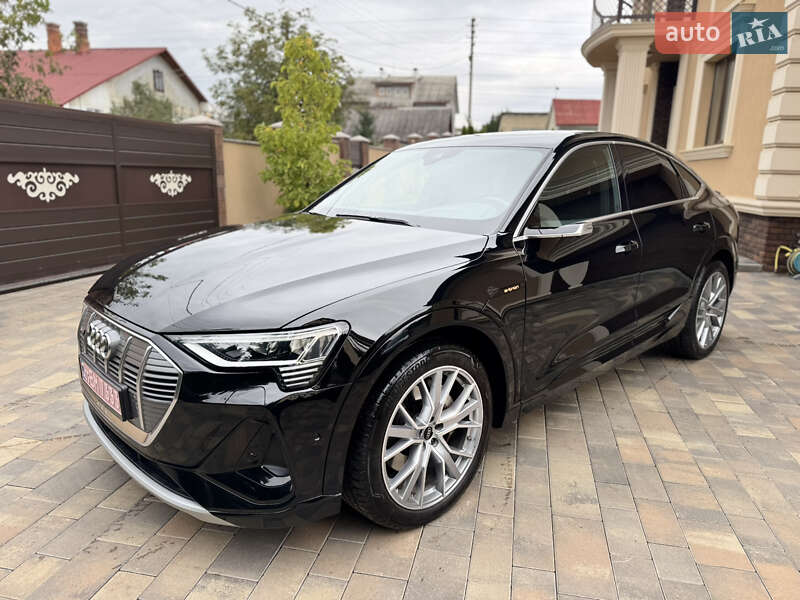 Позашляховик / Кросовер Audi e-tron Sportback 2023 в Чернівцях