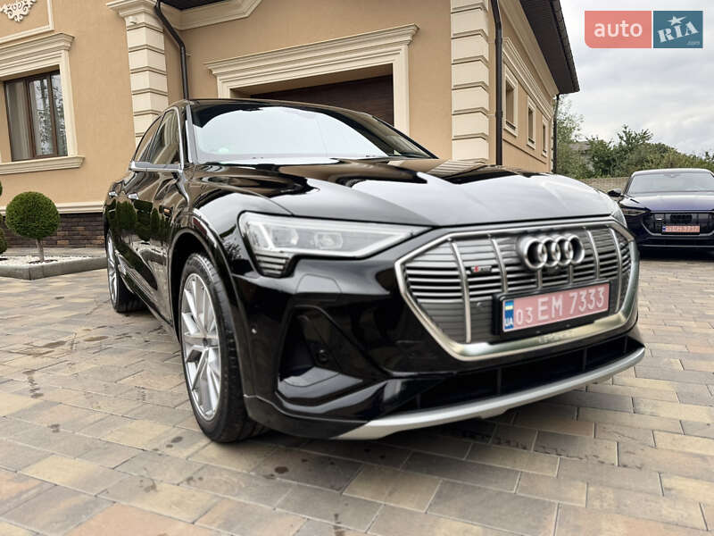 Позашляховик / Кросовер Audi e-tron Sportback 2023 в Чернівцях