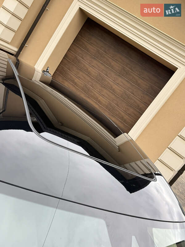 Позашляховик / Кросовер Audi e-tron Sportback 2023 в Чернівцях