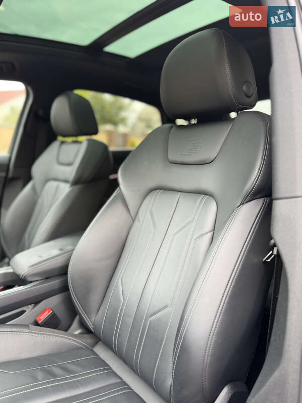 Позашляховик / Кросовер Audi e-tron Sportback 2023 в Чернівцях