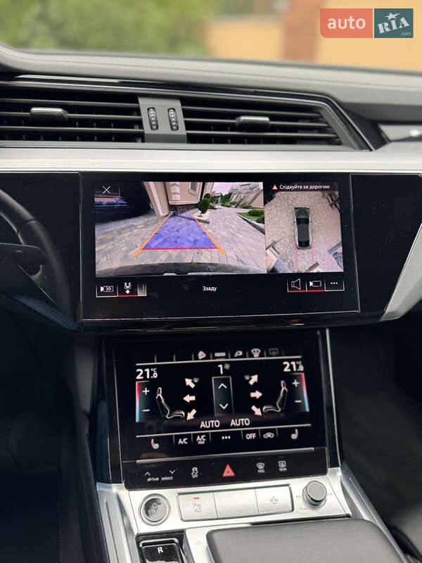 Позашляховик / Кросовер Audi e-tron Sportback 2023 в Чернівцях