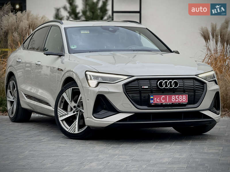 Позашляховик / Кросовер Audi e-tron Sportback 2021 в Луцьку