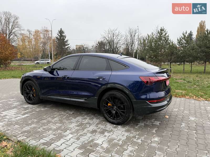 Позашляховик / Кросовер Audi e-tron Sportback 2022 в Києві фото 6 Позашляховик / Кросовер Audi e-tron Sportback 2022 в Києві