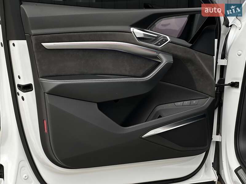 Внедорожник / Кроссовер Audi e-tron Sportback 2020 в Мукачево