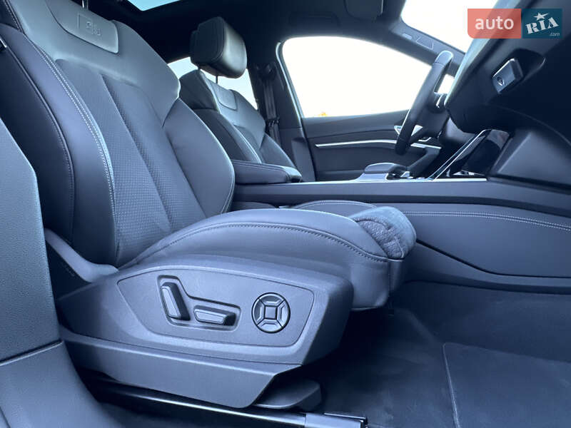 Внедорожник / Кроссовер Audi e-tron Sportback 2022 в Мукачево