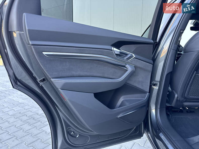 Внедорожник / Кроссовер Audi e-tron Sportback 2022 в Мукачево