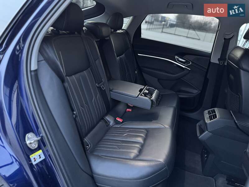 Внедорожник / Кроссовер Audi e-tron Sportback 2021 в Тернополе фото 99 Внедорожник / Кроссовер Audi e-tron Sportback 2021 в Тернополе