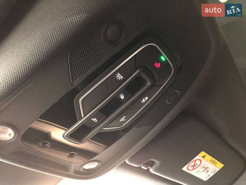 Позашляховик / Кросовер Audi e-tron Sportback 2021 в Львові