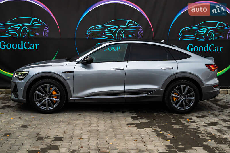 Позашляховик / Кросовер Audi e-tron Sportback 2020 в Луцьку
