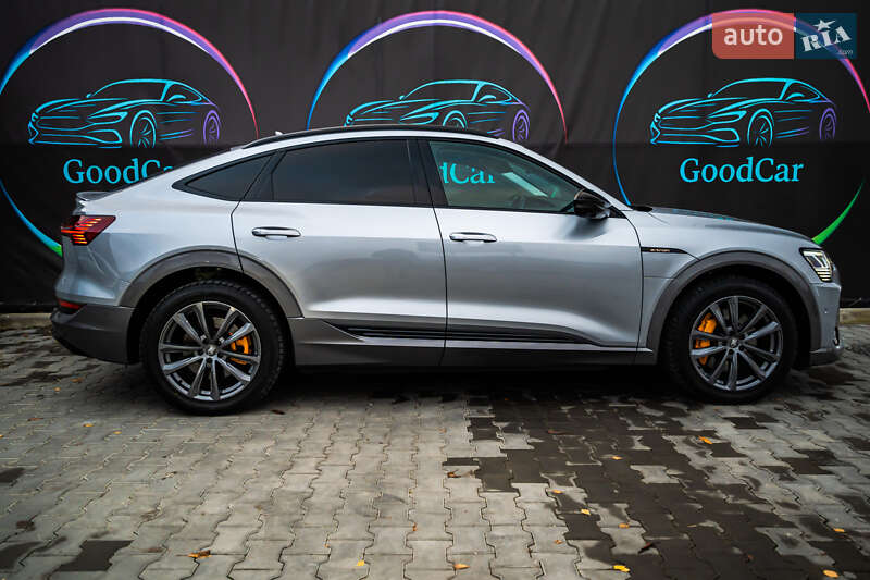 Позашляховик / Кросовер Audi e-tron Sportback 2020 в Луцьку