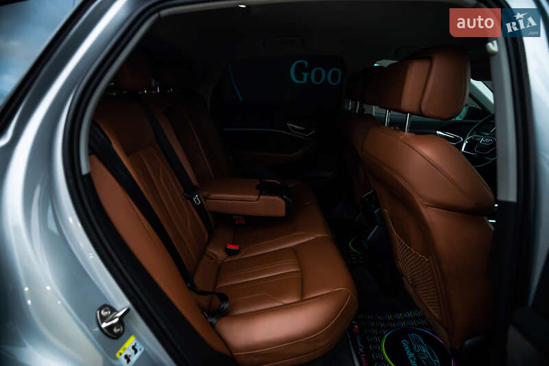 Позашляховик / Кросовер Audi e-tron Sportback 2020 в Луцьку