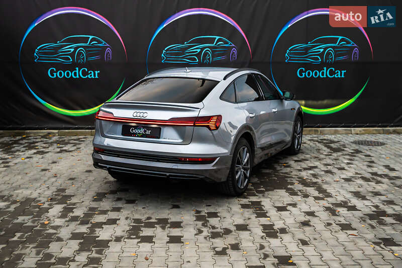 Позашляховик / Кросовер Audi e-tron Sportback 2020 в Луцьку