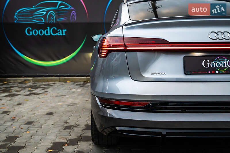 Позашляховик / Кросовер Audi e-tron Sportback 2020 в Луцьку