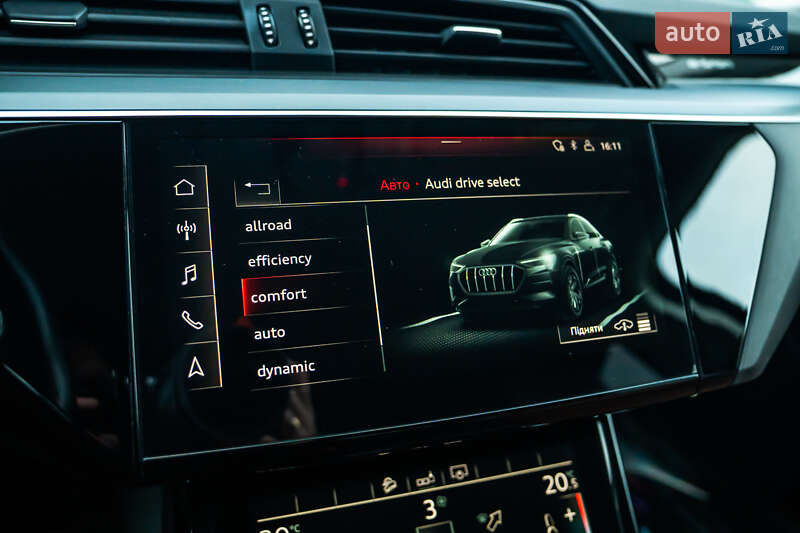 Позашляховик / Кросовер Audi e-tron Sportback 2020 в Луцьку