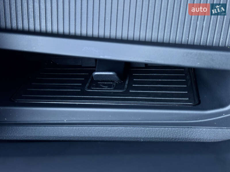 Позашляховик / Кросовер Audi e-tron Sportback 2021 в Львові фото 21 Позашляховик / Кросовер Audi e-tron Sportback 2021 в Львові