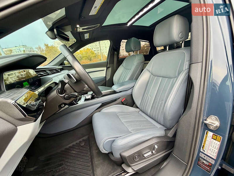 Внедорожник / Кроссовер Audi e-tron Sportback 2020 в Киеве фото 34 Внедорожник / Кроссовер Audi e-tron Sportback 2020 в Киеве