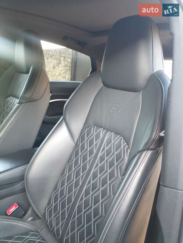 Позашляховик / Кросовер Audi e-tron Sportback 2021 в Радехові