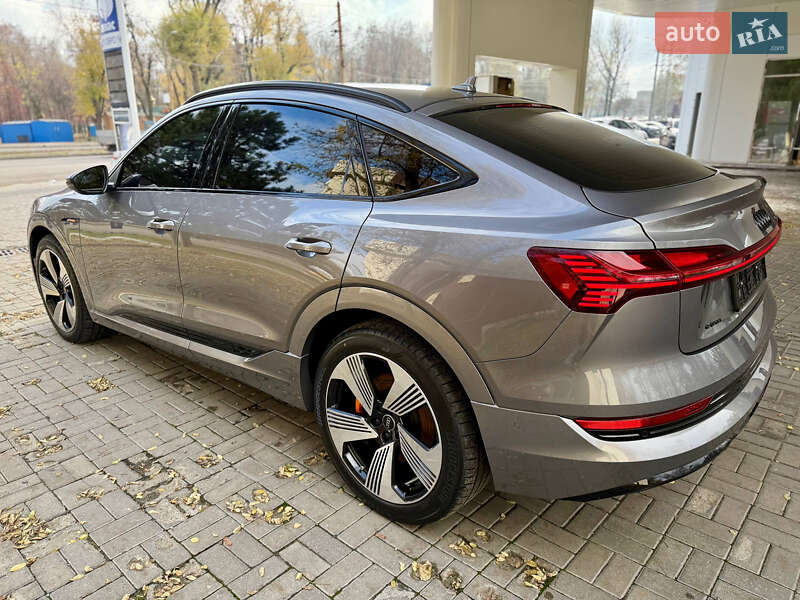 Внедорожник / Кроссовер Audi e-tron Sportback 2022 в Днепре