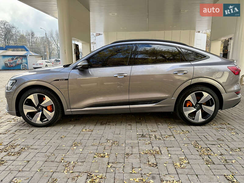 Внедорожник / Кроссовер Audi e-tron Sportback 2022 в Днепре