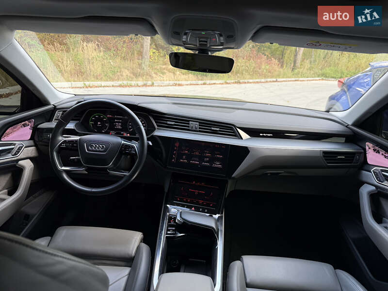 Внедорожник / Кроссовер Audi e-tron Sportback 2020 в Львове